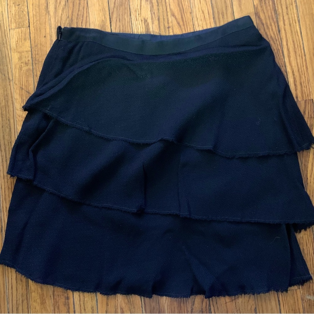 Almost new black L’agence skirt - women’s size 1, very flattering drapy style